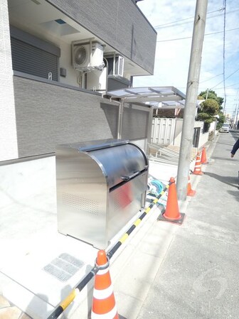 フジパレスJR吹田駅東の物件外観写真